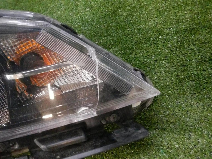 Битая Фара правая Kia Rio 4 (2020-н.в.) галоген