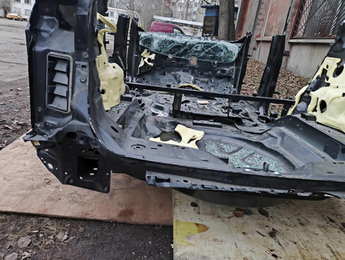 Кузов по частям Land-Rover Discovery Sport (19-нв)
