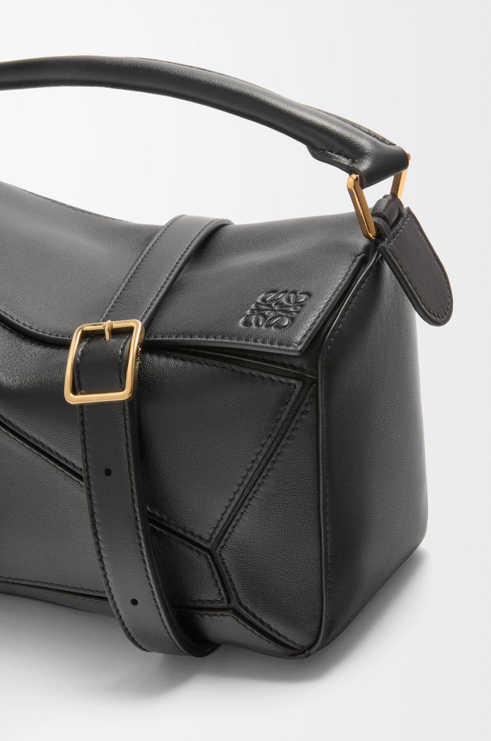 Loewe Маленькая сумка натуральной кожи, черный