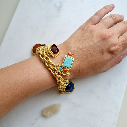 Браслет с интальями