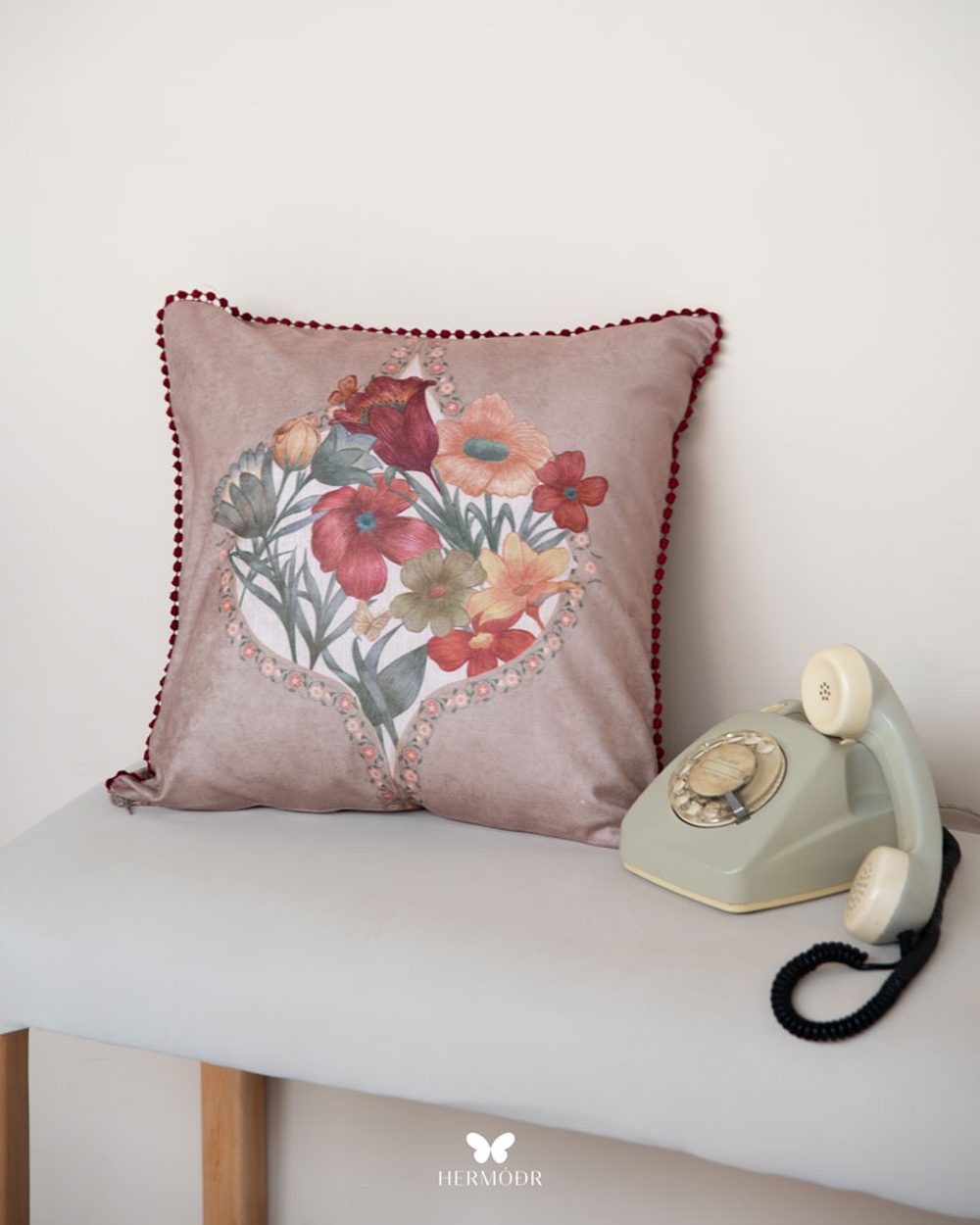 Декоративная подушка в персидском стиле Negar Nostalgia Hermodr 130220379 Иран