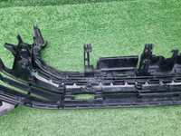 Решетка переднего бампера Land Cruiser 300 (21-нв)