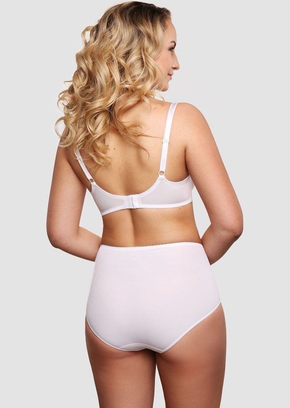 Трусики-макси с кружевными вставками (Размер: 50) (Цвет: белый)