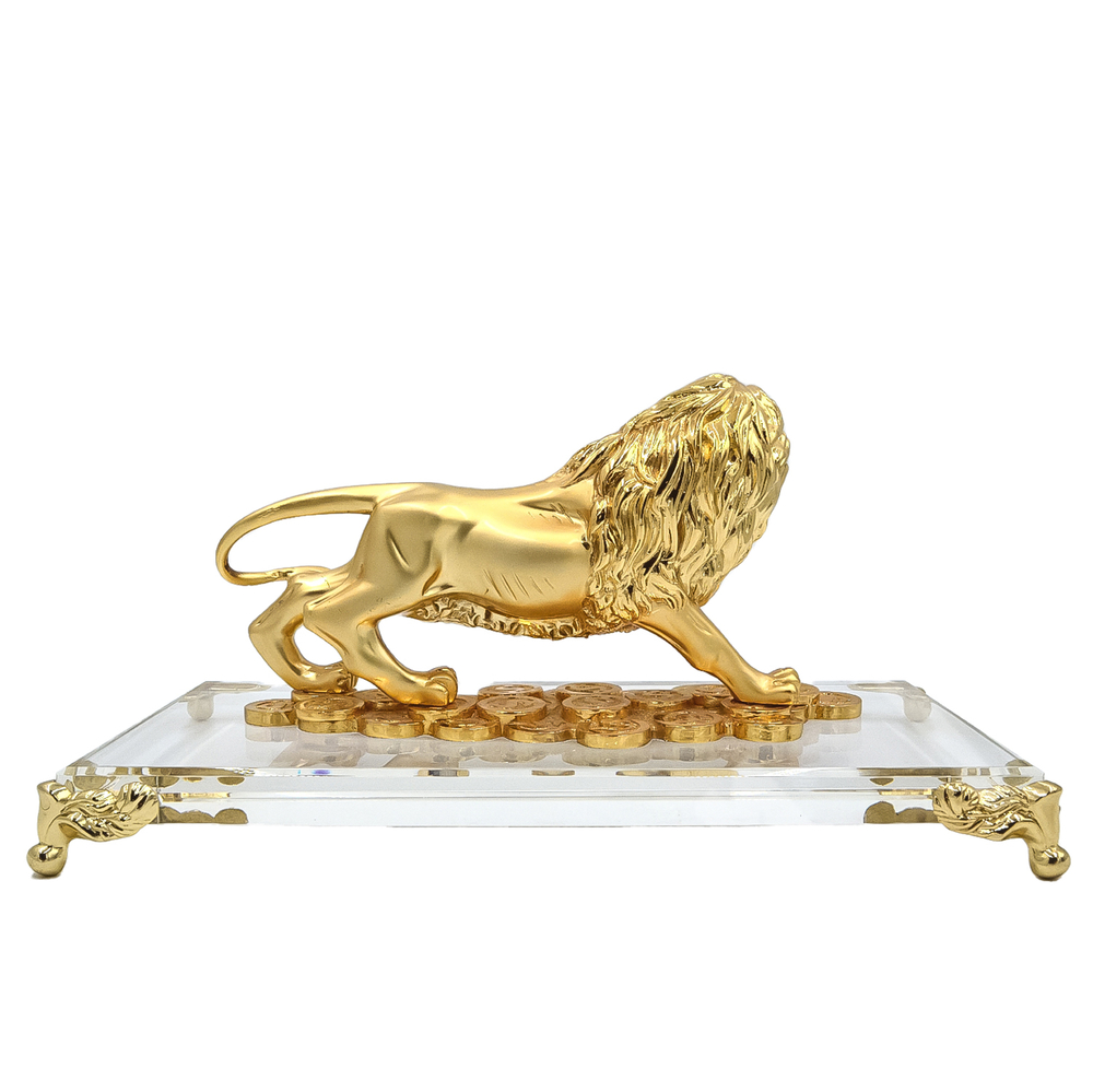 Знак зодиака ЛЕВ. Скульптура золоченая на стеклянной подставке. Металл, золочение, стекло. ХХ века,