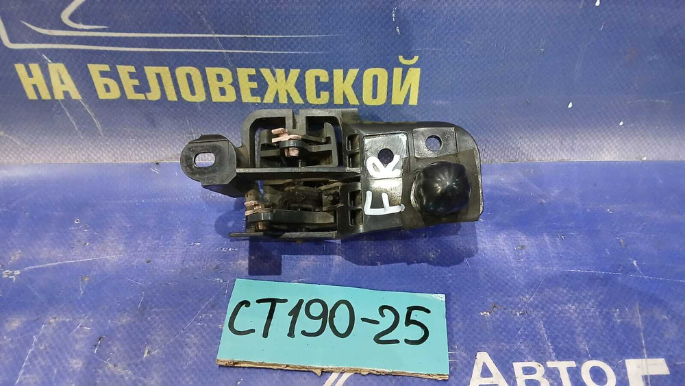 Ручка двери передней правой салонная TOYOTA CORONA 1995