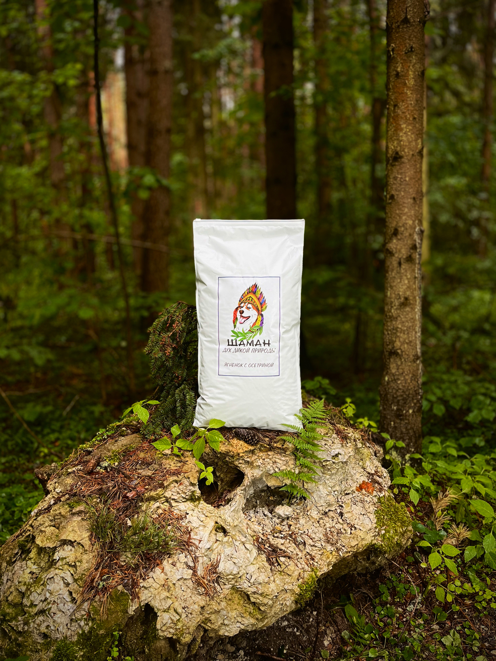 Сухой корм SHAMAN "Дух дикой природы" Ягненок с осетриной 15 кг; мелкая гранула; для взрослых собак; Класс Холистик