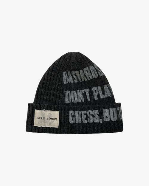 Шапка Une Petite Emeute Однослойная Chess Bastards серая