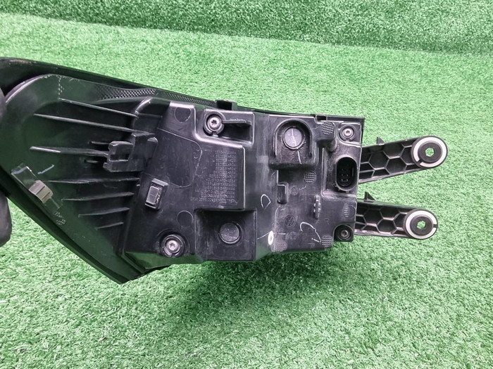 Фонарь правый внешний VW Tavendor (2022-н.в.)