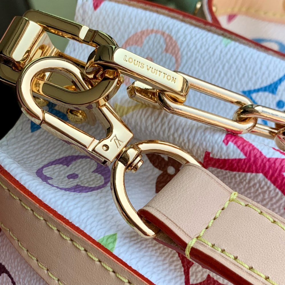 Louis Vuitton Dauphine Soft GM