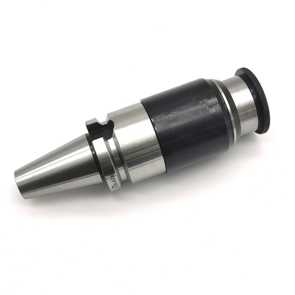 Патрон резьбонарезной BT40 под цанги GT24