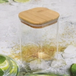 Банка для продуктов стеклянная 700мл «Хай-Тек» с бамбуковой крышкой и ложкой, квадратная 8*15см