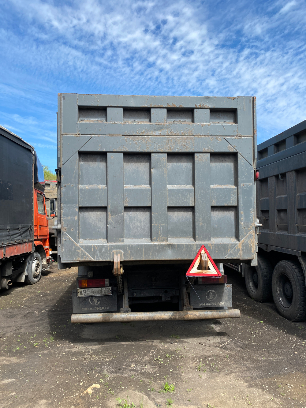 Shacman (Shaanxi) SX* 8x4 Самосвал SX33186W366C (Дизельный, 10,8 л, 441 л.с., МТ)
