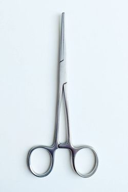 Зажим к/о прямой (160мм)