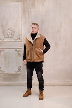 Жилетка мужская из овчины