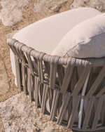 Изогнутый модуль уличного дивана Osani из алюминия экрю и веревки цвета таупе 167 см