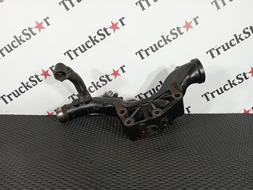 Патрубок системы охлаждения