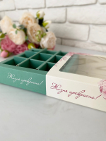 Коробка для 9 конфет «Жизнь прекрасна» Tiffany 14 х 14х 3,8 см