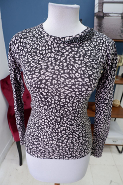 Джемпер Motivi с принтом 44 размер