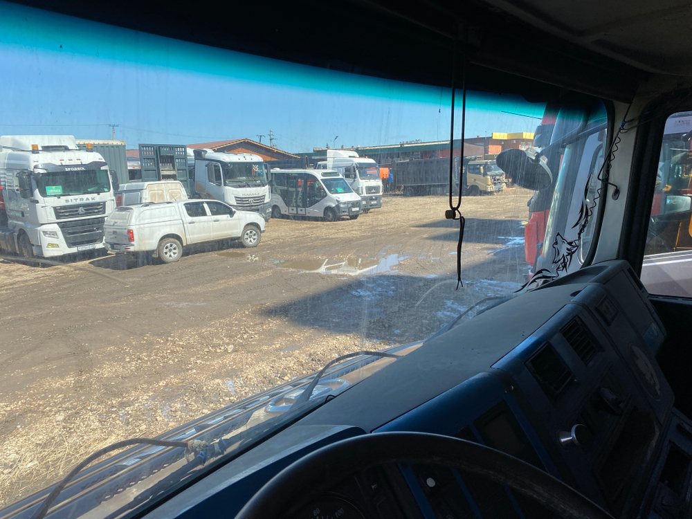 Shacman (Shaanxi) SX* 8x4 Самосвал SX3318DT366 (Дизельный, 11,6 л, 369 л.с., МТ)