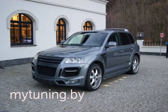 Комплект обвеса SR66 на VW Touareg