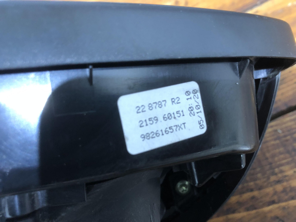 Зеркало левое 17 Pin (9+8) Peugeot 3008 2 16-нв Б/У Оригинал 98261657XT