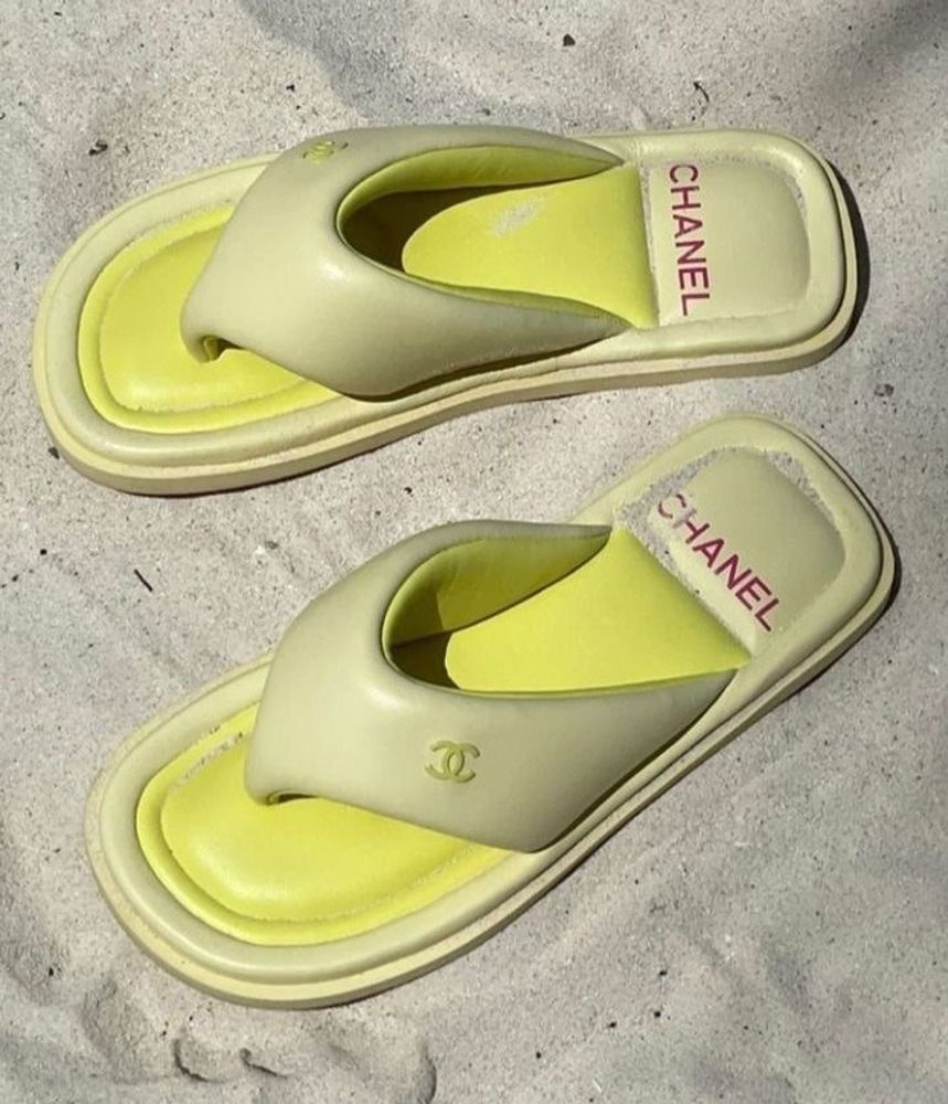 Шлепанцы CHANEL
