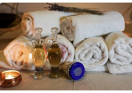 CHARME D'ORIENT Масло для лица, тела, волос с ароматом цветков Тиаре Huile pour le corps parfum fleur de Tiaré (Шарм ди Ориент) 200 мл