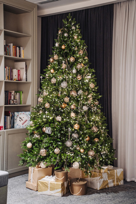 Дизайнерская зелёная ель «Новогодняя ночь»