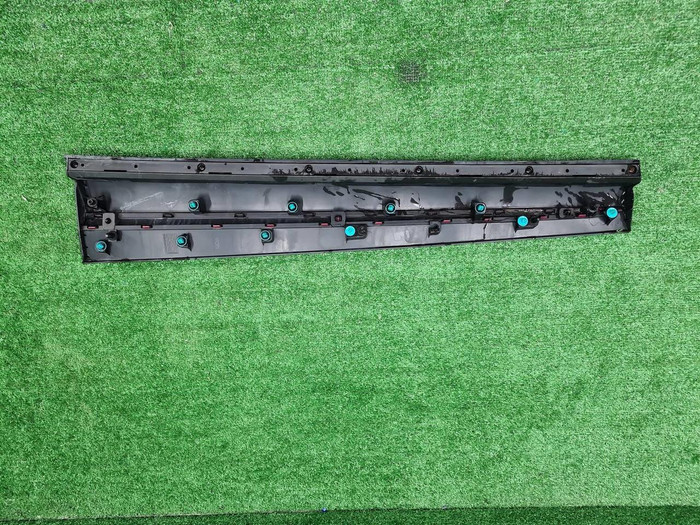 Накладка двери передняя правая Omoda C5 (2022-нв)