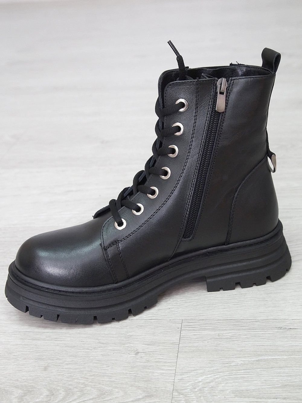 Ботинки женские зимние LIANREZA 212-40