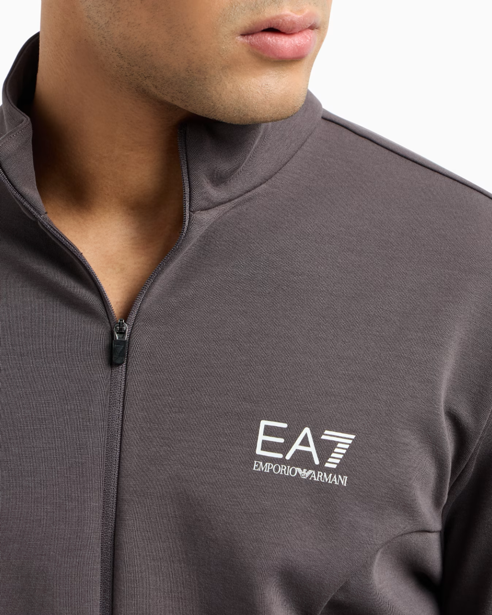 Костюм EA7