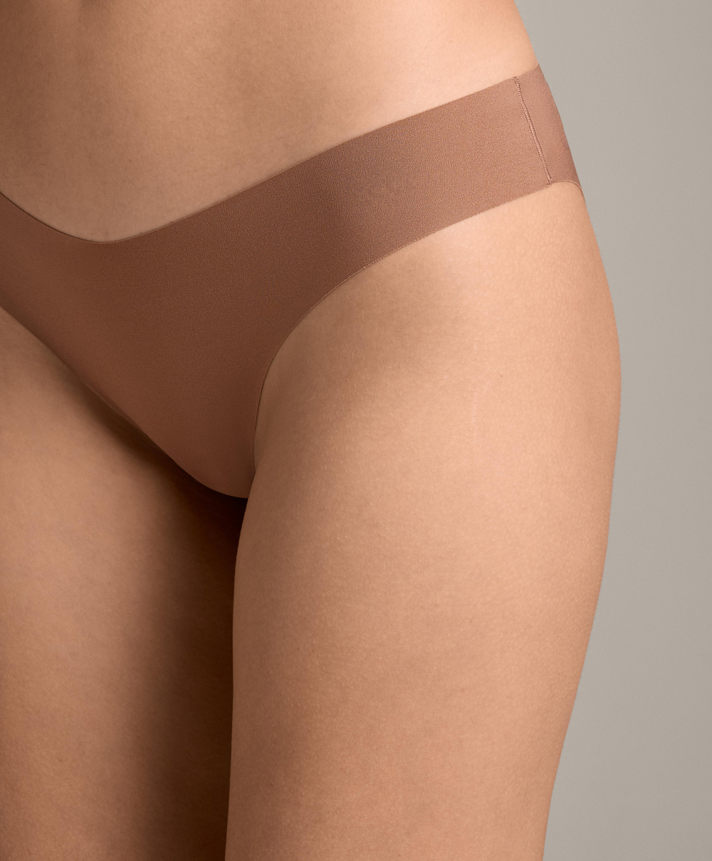 OYSHO Набор из пяти классических трусиков с V-образным вырезом PANTONE™, бежевый