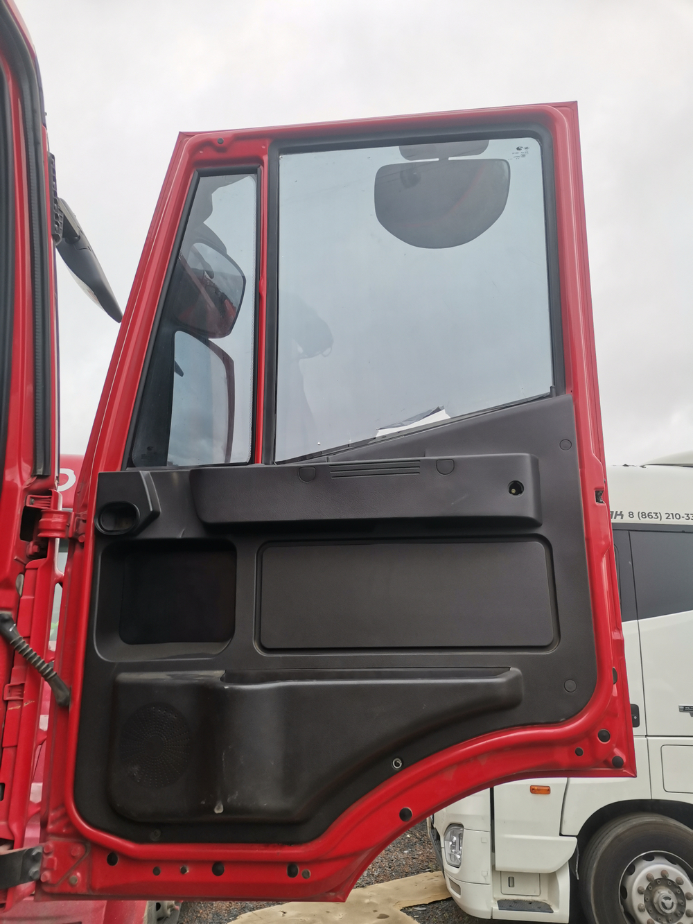 HONGYAN 908 8x4 Самосвал CQ3406HV39 (Дизельный, 8,7 л, 387 л.с., МТ)