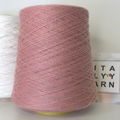 FRAMURA - GTI (Gruppo Tessile Industriale); 80% меринос, 10% шиншилла, 10% кашемир; 800м/100гр; col. 4880 Cipria; S723; Есть мал. бобинка 130гр.