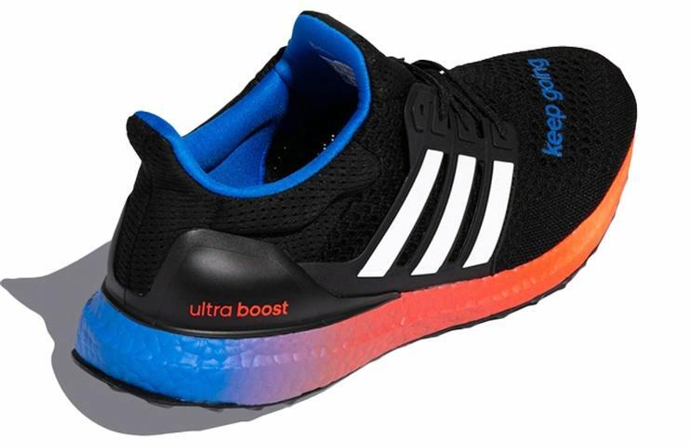 Кроссовки Adidas Ultraboost