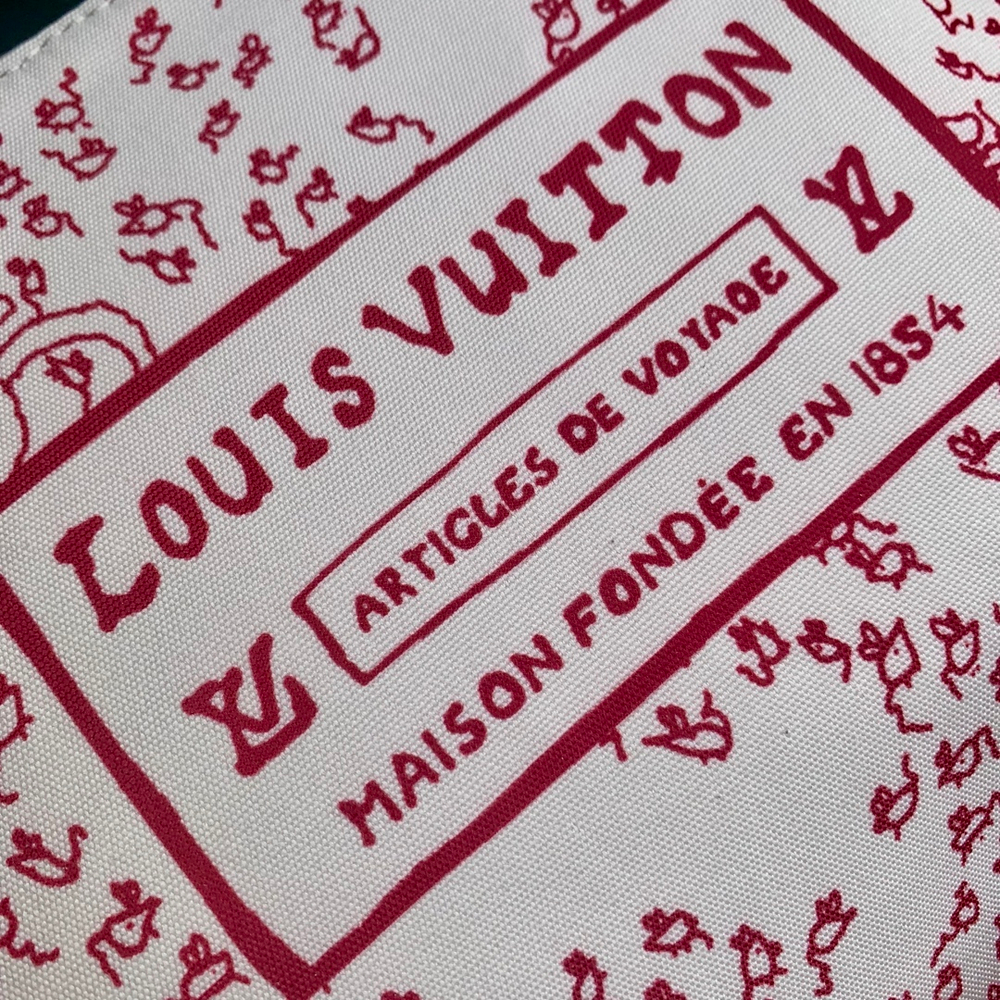 Louis Vuitton Escape