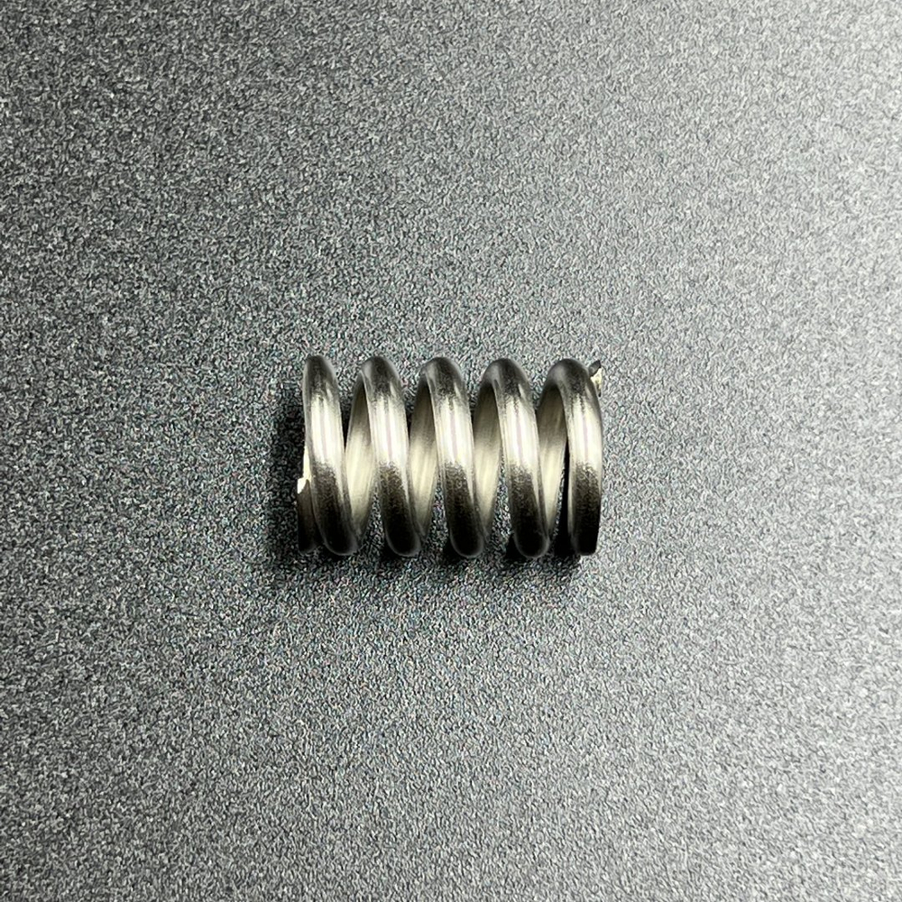 Пружина тормоза станины Tohatsu 2,5-3,5/MFS2A (YUELANG)