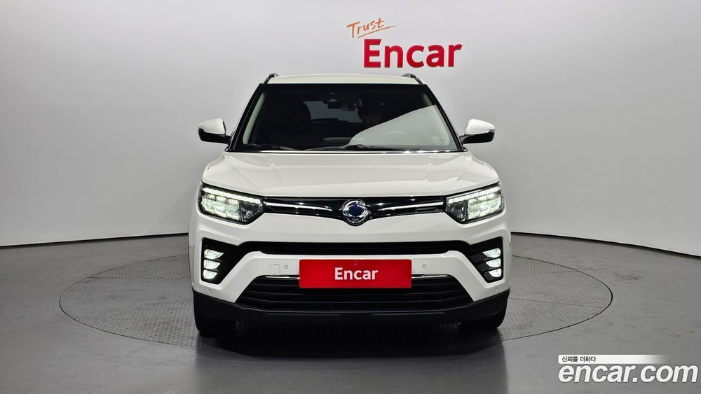 KG Mobility (Ssangyong) Very New Tivoli Бензин 1.5 2WD (07.2020)
