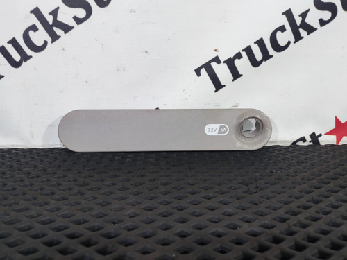 Накладка прикуривателя 2018г.