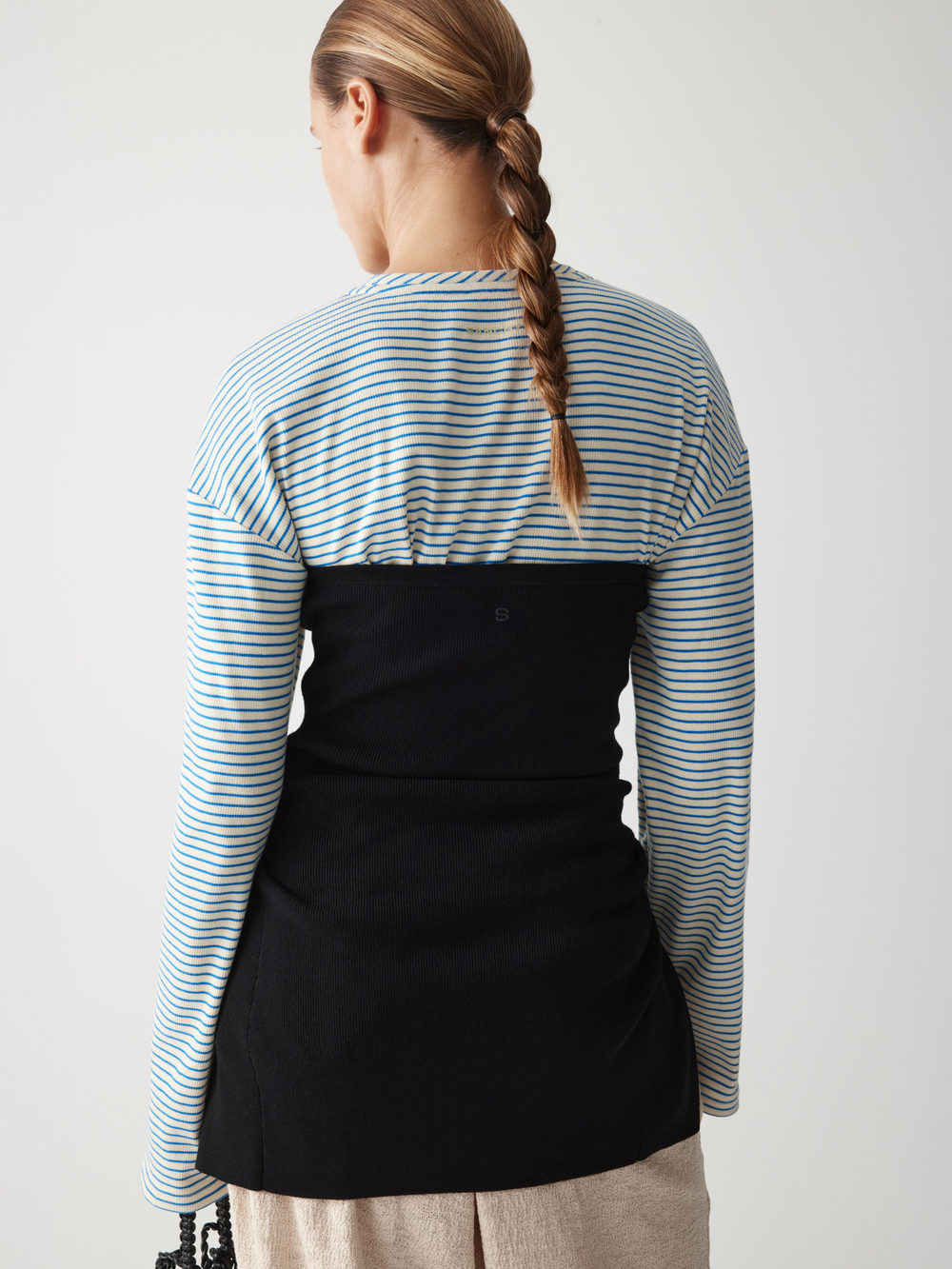 Вязаный корсет BUTTON