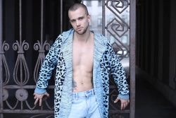 Кардиган с капюшоном