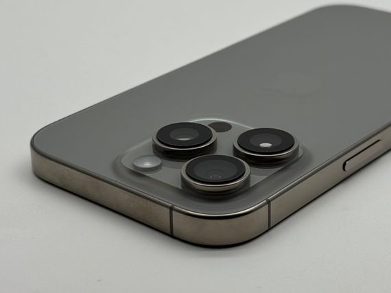 iPhone 16 Pro 256Gb Natural Titanium