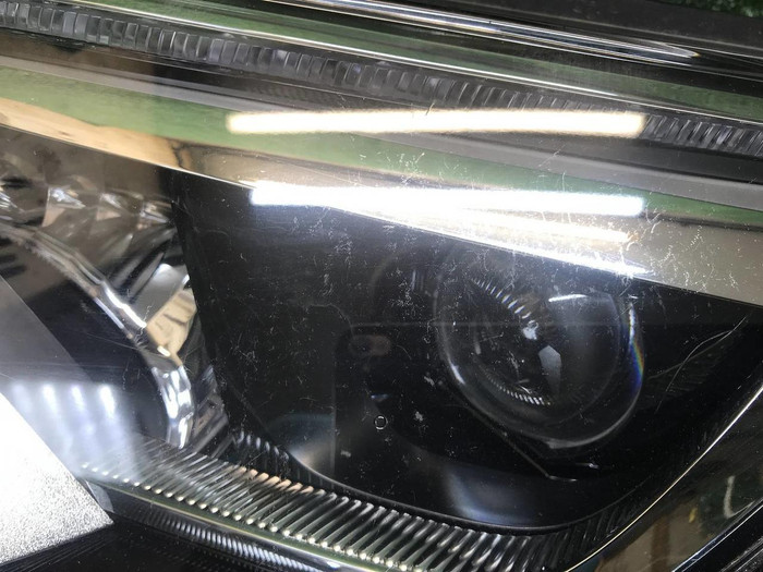 Фара левая Toyota Rav 4 CA40 (2015-2019) LED