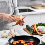 Овощечистка с горизонтальным гладким лезвием и емкостью для очисток peelstore, зеленая