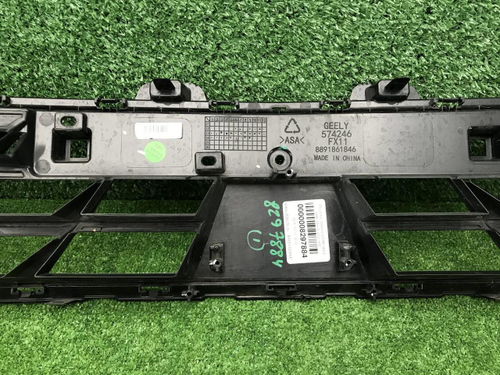 Решетка переднего бампера Geely Atlas 2 (23-нв)