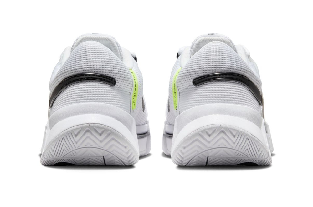 Женские теннисные кроссовки Nike Zoom GP Challenge 1