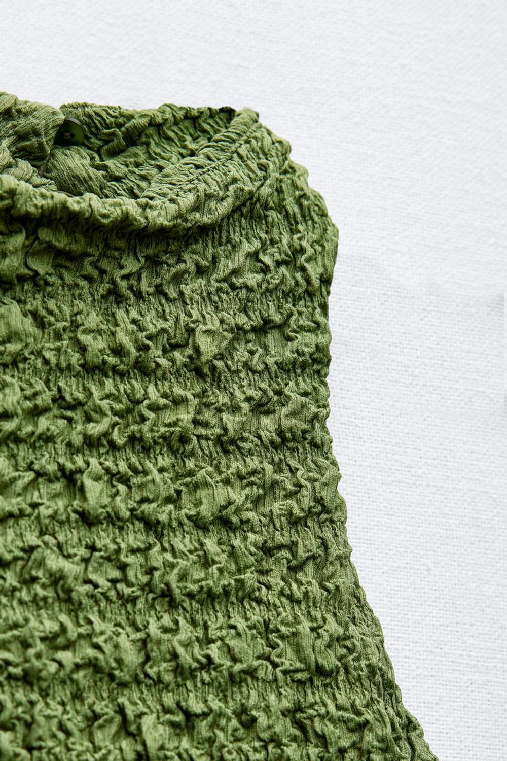 ZARA ТОП ИЗ РЕЛЬЕФНОЙ ТКАНИ С ГОРЛОВИНОЙ ХАЛТЕР, ЗЕЛЕНЫЙ