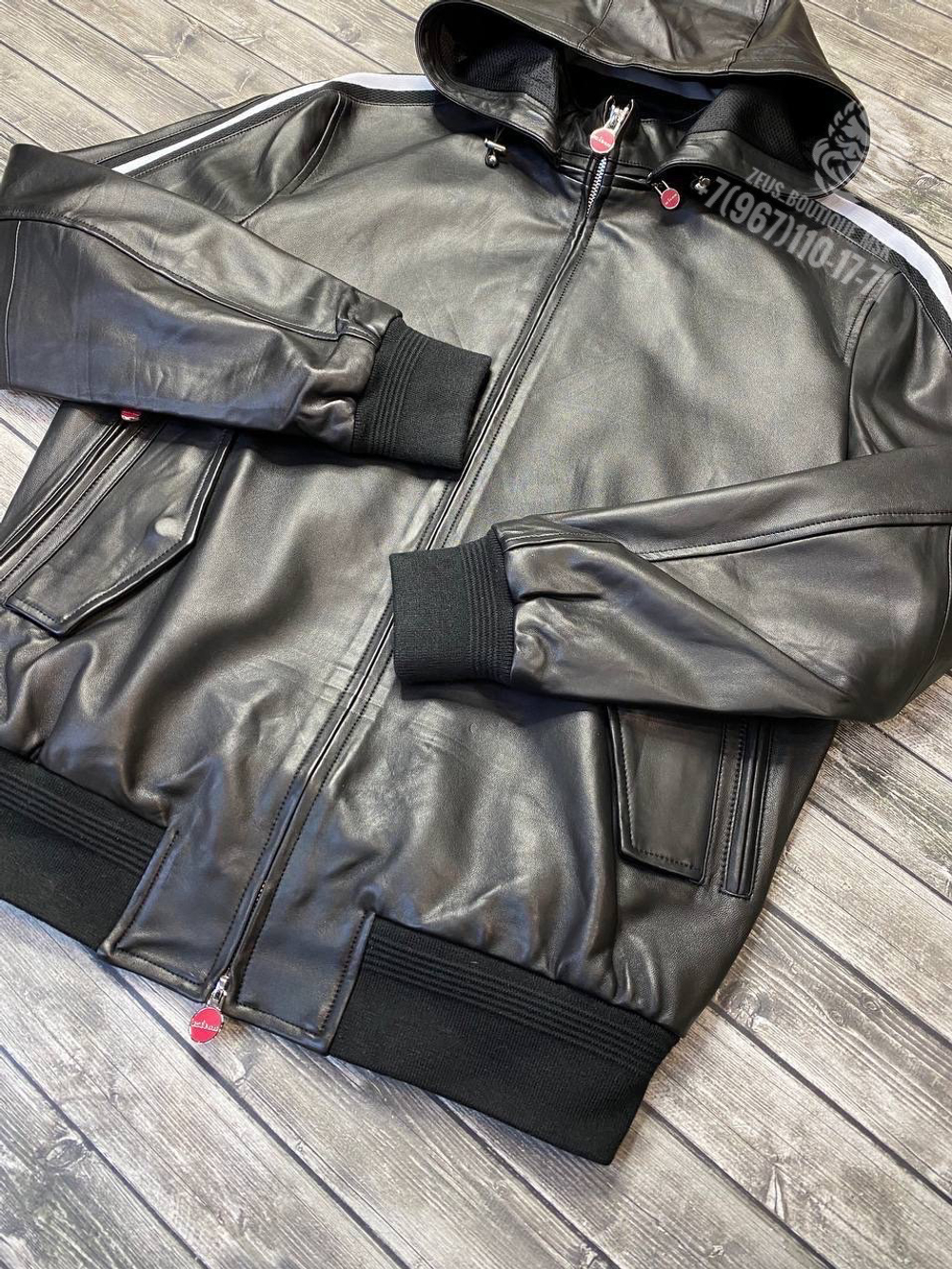 Кожаная куртка Kiton