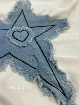 Нашивка джинсовая в форме звезды с сердечком 28х30 см
