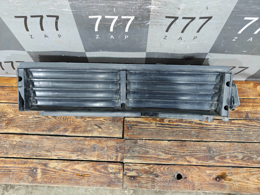 Жалюзи радиатора Lixiang L7 23-нв Б/У Оригинал X0128030061